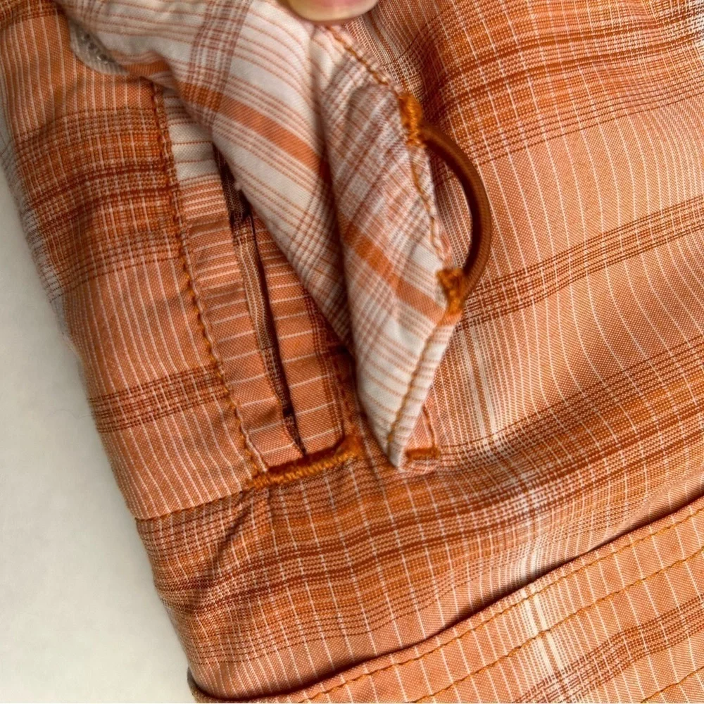 The NorthFace orange & white vapor-wick plaid button down mens shirt Sz XL.  D20